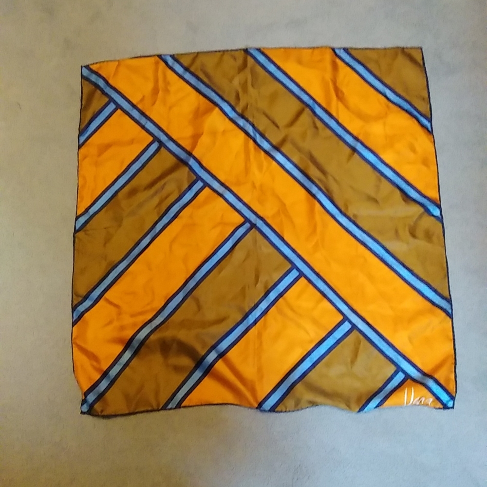 Nylon scarf